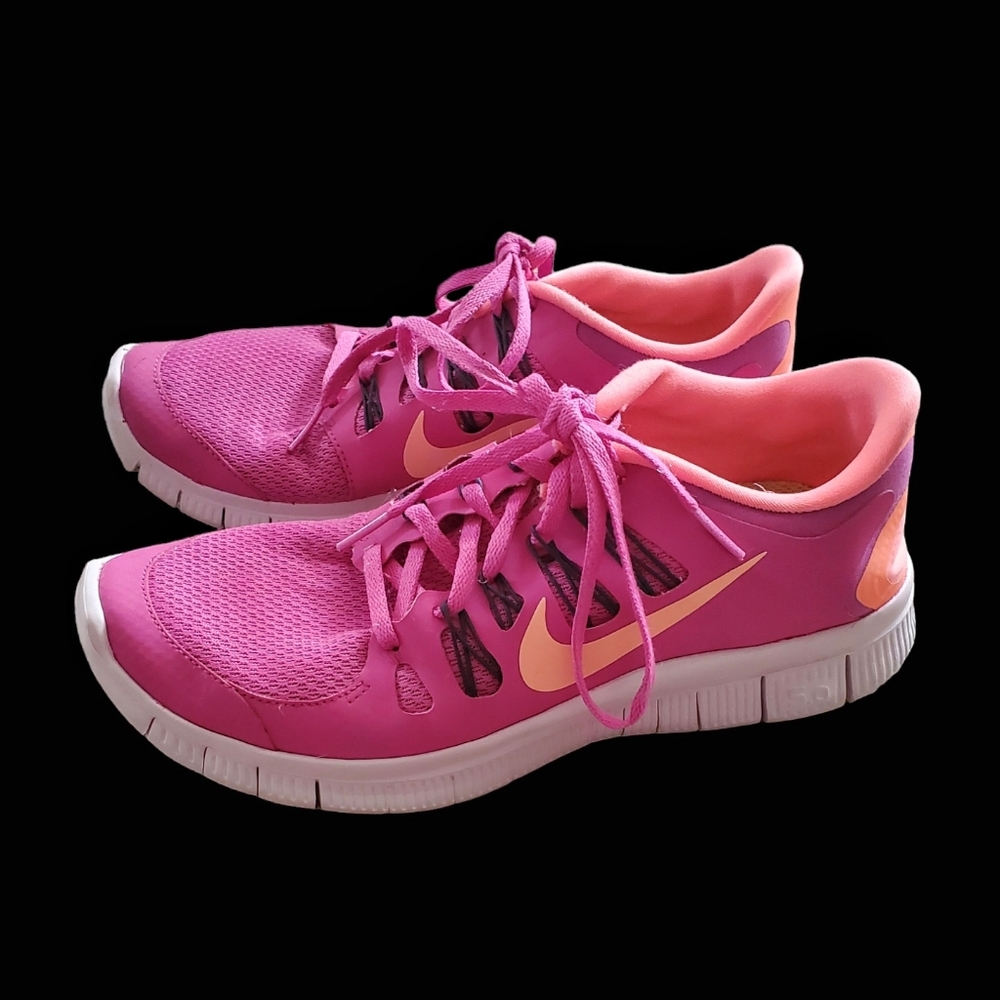 Nike free Pink and Peach Womens running shoes. Size 10 US. - Picture 2 of 11